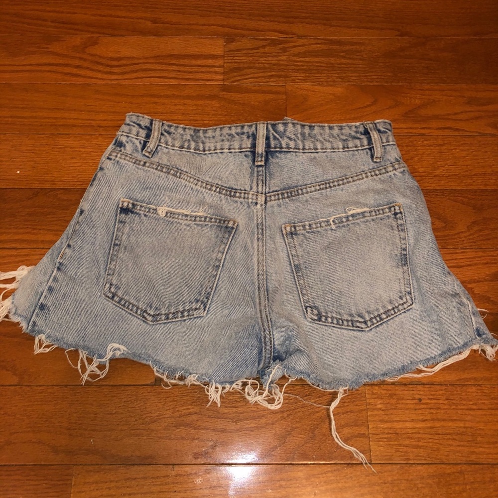 Zara shorts - Picture 2 of 3